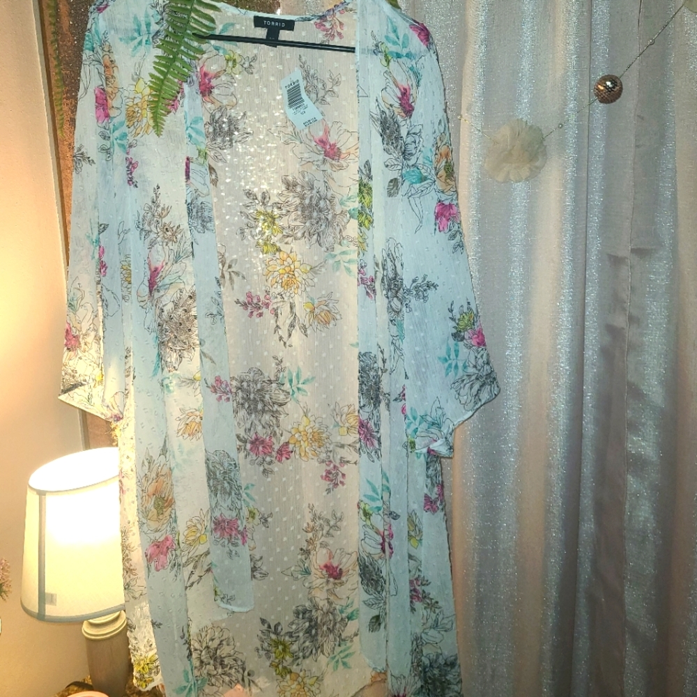 Torrid Kimono 1/2